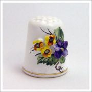 Naparstek ceramiczny z fiołkiem i kwiatuszkami NK003