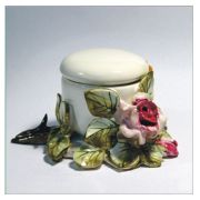Stroik ceramiczny mały z różowymi różami ST002